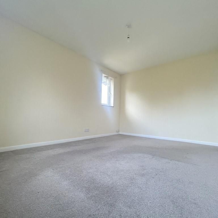 3 bedroom detached house to rent - Photo 1