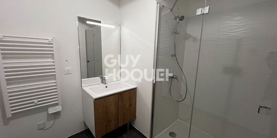 LOCATION : appartement de 2 pièces (44,6 m² Carrez) à VILLENEUVE LES AVIGNON - Photo 3