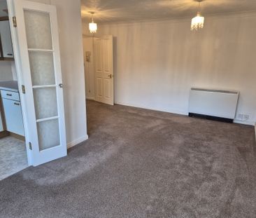 Chapelfields, Frodsham - Photo 5