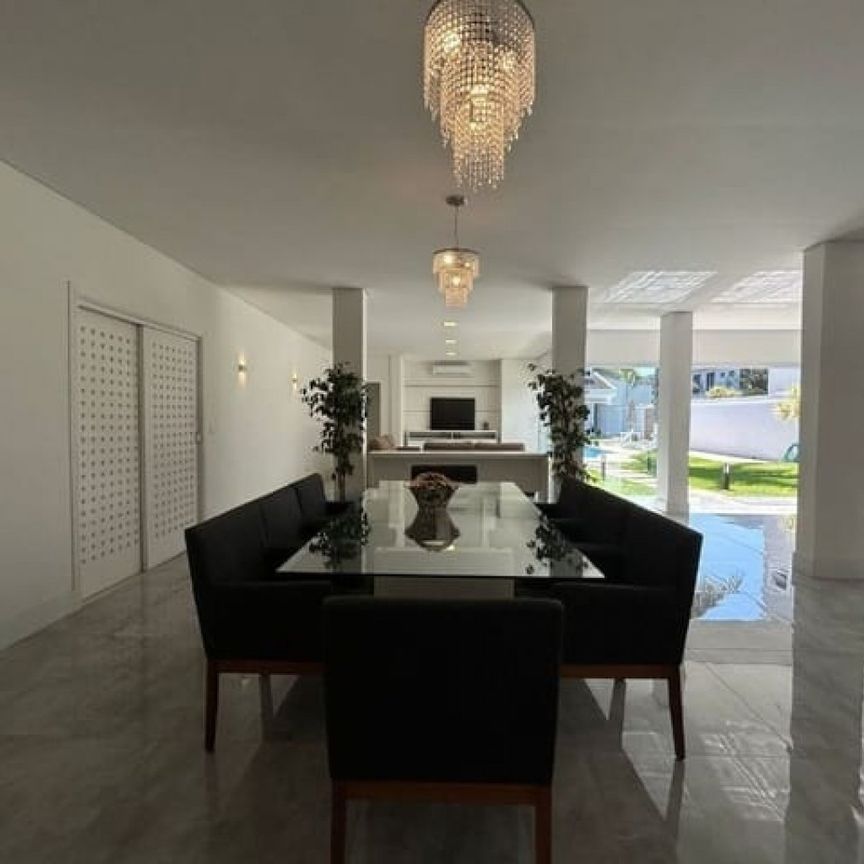 Casa com 7 quartos e 628m² para alugar em Jardim Acapulco, Guarujá. - Photo 1
