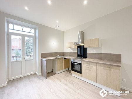 Location Appartement 4 pièces 89m² ROANNE 42300 - Photo 5