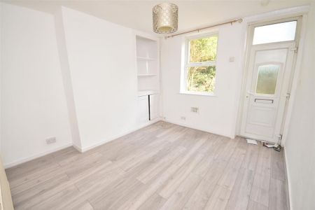 1 bedroom property to rent - Photo 5