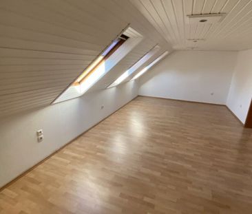 Helle, freundliche 2,5 Zimmer Wohnung direkt in Gerasdorf - Foto 3
