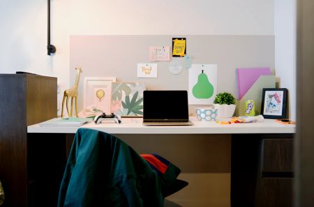 Signature Studio Apartment - Double Bed with Premium View - Photo 2