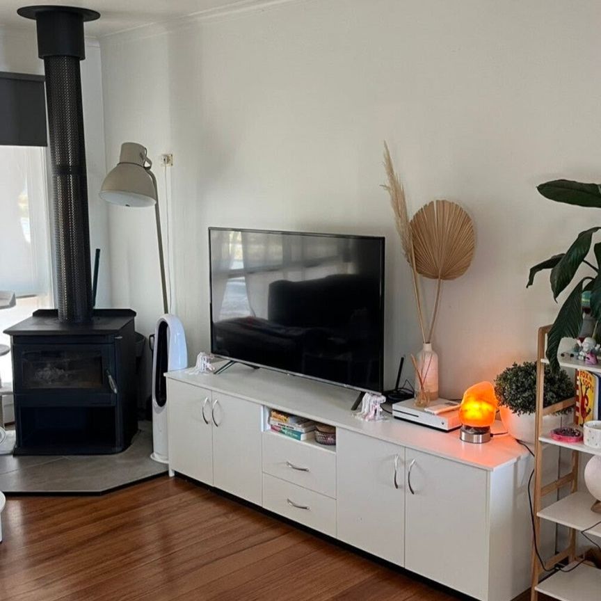 Frankston North - Photo 1