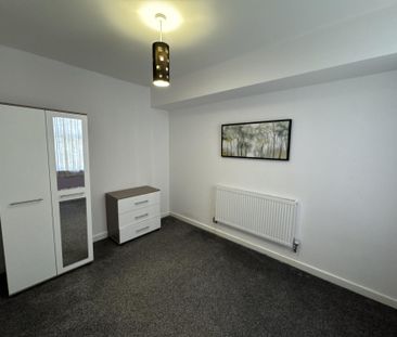 Needham Road, Liverpool - Photo 2