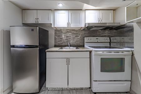 For Lease - 139 Woodfern Drive Unit# Basement Bedroom 1, Toronto, Ontario - Photo 5