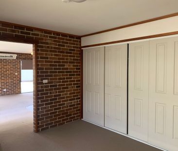 Granny Flat - Photo 1