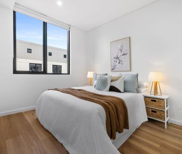 Brand New Bayside Living with Modern Convenience - Photo 4