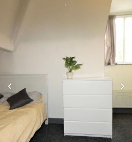 6 Bed - 116A Brudenell Road, Headingley, LEEDS - LS6 1lLS - Student - Photo 4