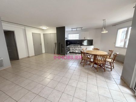 A LOUER - APPARTEMENT meublé ORANGE - 3 pièces 78.51m² - Photo 2