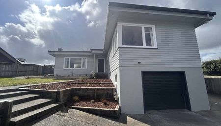 Great Family Home on Ruahine Street - Photo 2