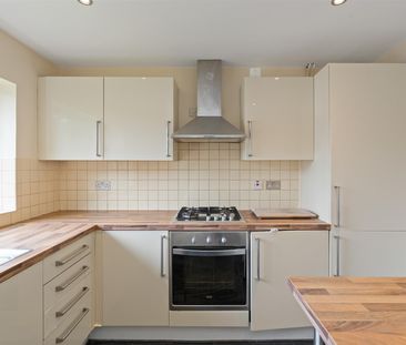 2 bed maisonette to rent in Mill Lane, Bentley Heath, Solihull - Photo 3