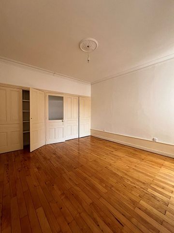 Location Appartement 2 pièces 65m² - Photo 2