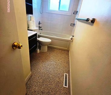 #2 11839 45 Street Northwest - Photo 1