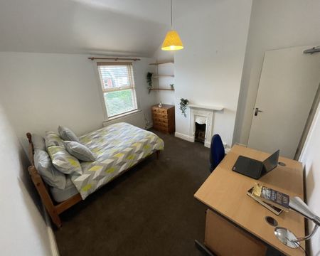 5 Bedrooms, 27 Carmelite Road – Student Accommodation Coventry - Photo 5