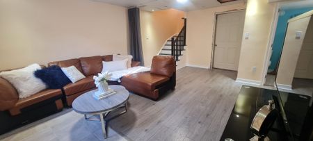 For Lease - 339 Sugar Pine Crescent Unit# B, Kanata, Ontario - Photo 2