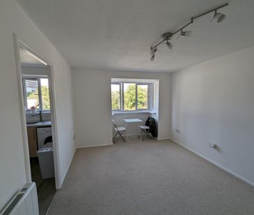 1 Bed Flat, Bream Close, N17 - Photo 6