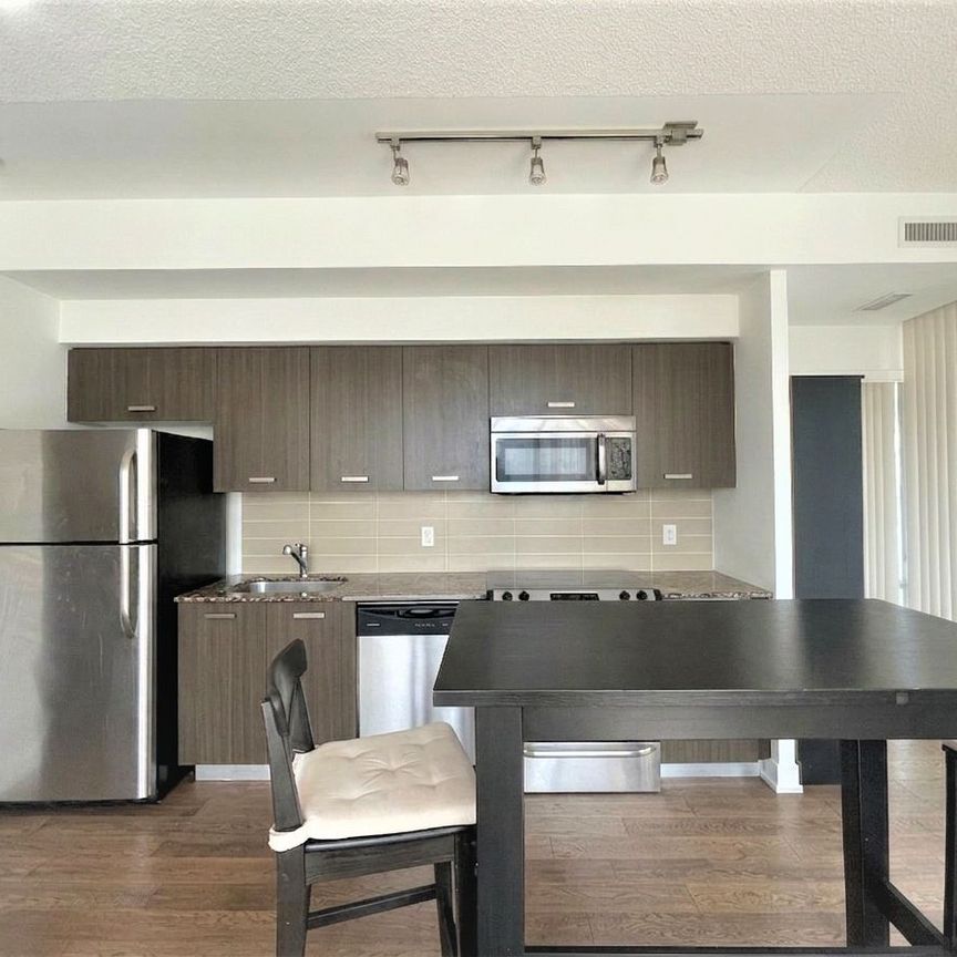 For Lease - 832 Bay Street Unit# 608, Toronto, Ontario - Photo 1