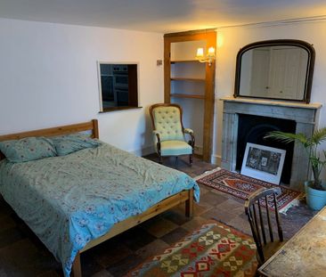 Studio Flat, Gibson Square, N1 - Photo 2