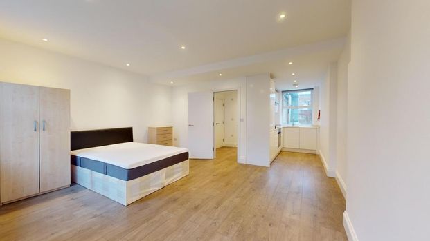 Studio to rent - Photo 1