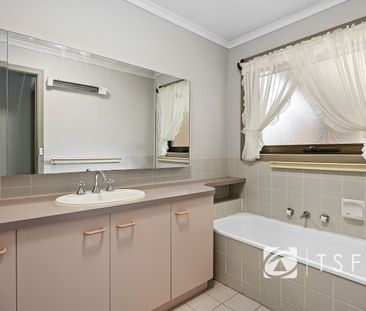 40 Clee Cres, Strathdale - Photo 4