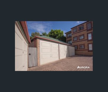 Spacious & Tidy Unit in Prime Carina Location - Photo 5