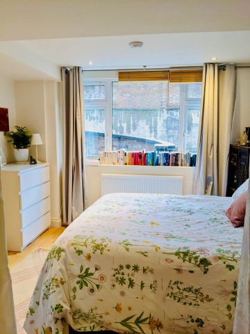 1 Bed Flat, Rockley Road, W14 - Photo 3