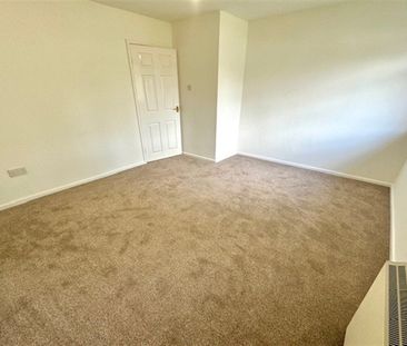 Charnwood Crescent, Chandlers Ford, SO53 - Photo 3