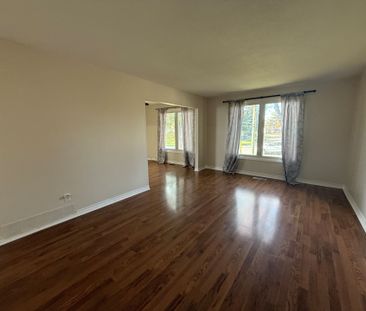 For Lease - 36 Rosefield Drive, Halton Hills, Ontario - Photo 1