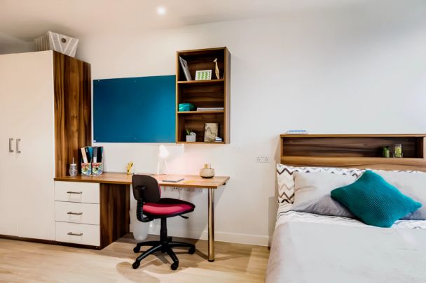 Penthouse Studio - Photo 1