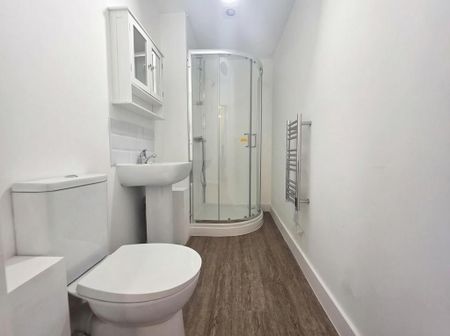 2 bedroom flat to rent - Photo 5