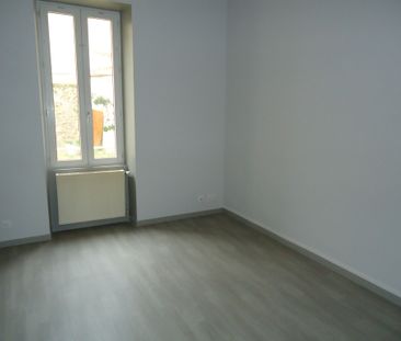 Location Appartement 2 pièces 39m² NEVERS 58000 - Photo 2