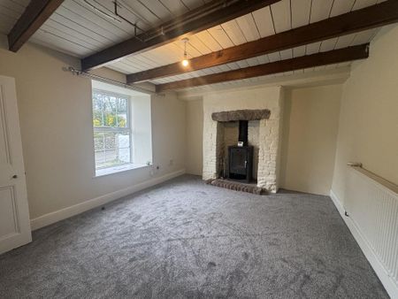 3 bedroom terraced house to rent - Photo 3
