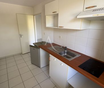 Location Appartement 2 pièces 46m² - Photo 2