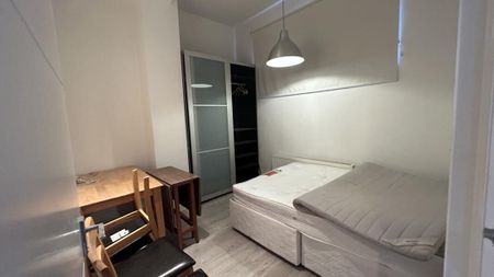 3 Bedroom Apartment To Let - Photo 2