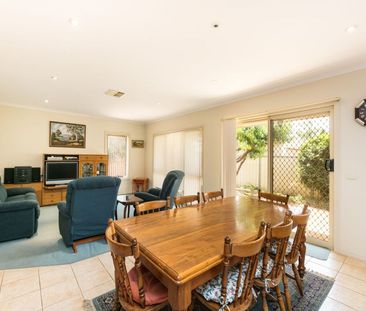 Great Westside Home! - Photo 3