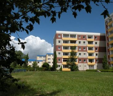 Frisch instandgesetzte 3-Raum-Wohnung! - Foto 1