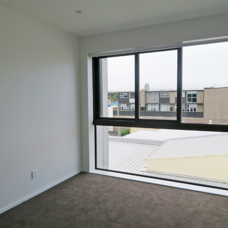 THE FIREMAN'S APARTMENTS - PETONE - Photo 1