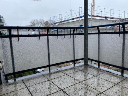 Charmante Wohnung mit Aufzug und Balkon - wird von uns renoviert. - Foto 2