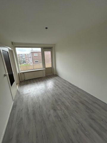 Appartement te huur: Winston Churchilllaan 11 3202 GN Spijkenisse - Photo 2