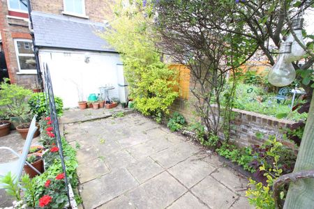 Hook Road, Epsom - Photo 5