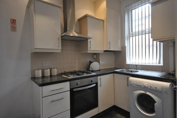 Harold View, Hyde Park, Leeds, LS6 1PP - Photo 1