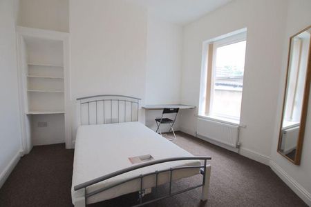 7 bedroom terraced house to rent - Photo 3