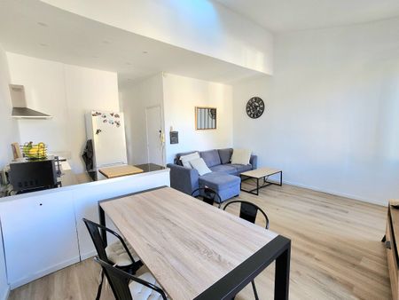 EXCLUSIVITE / T2 DE 45 M² MEUBLE / CHATEAU GOMBERT - Photo 5