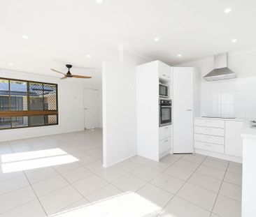 Duplex in Currimundi - Photo 2