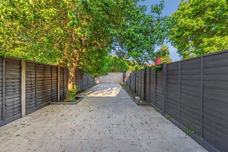 Friars Place Lane, London, W3 7AS - Photo 5