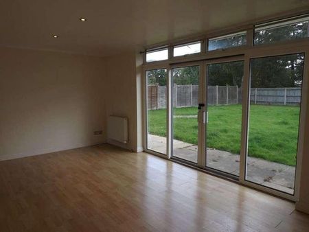 Kingston Road, Camberley, Surrey, GU15 - Photo 5