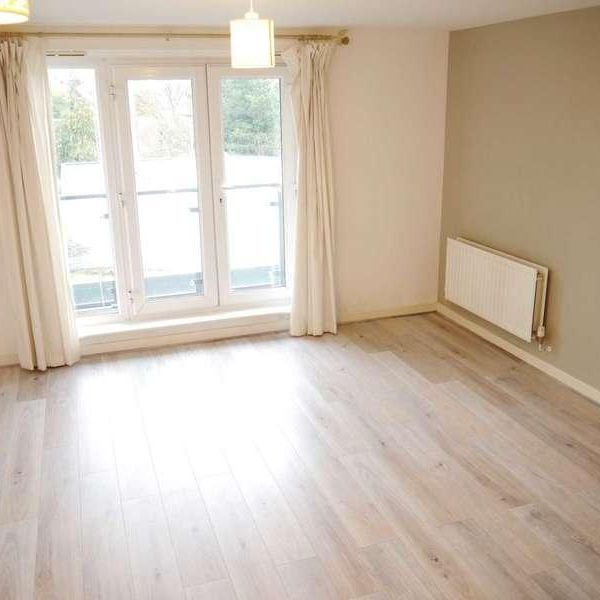 Parkhouse Court, Hatfield, AL10 - Photo 1