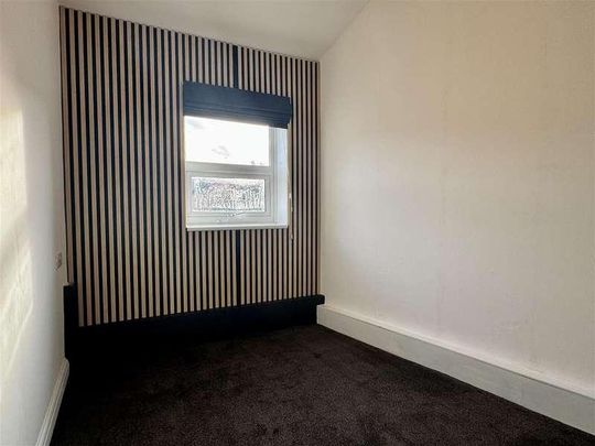 Cambridge Terrace, Scarborough, YO11 - Photo 1